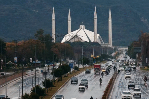 Rain with Thunderstorm Expected in Islamabad Rain with Thunderstorm Expected in Islamabad
