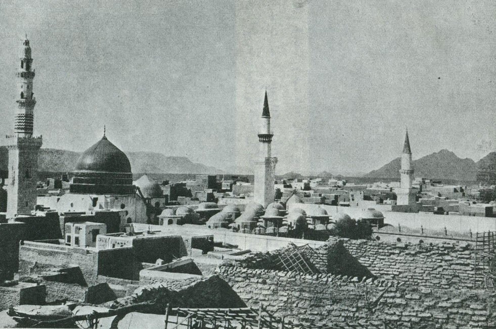 A Rare Historical Image Of Al-Masjid An-Nabawi Taken In 1908