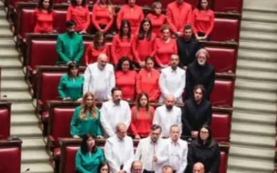 Italian Lawmakers Wear Flag Colors to Support Palestine Cause