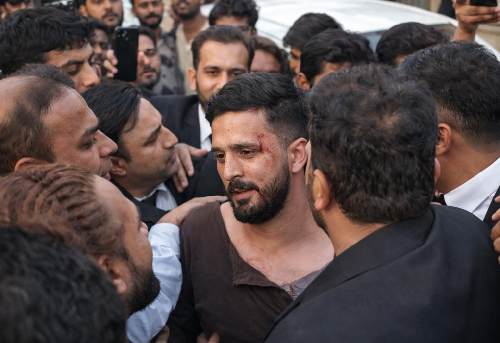 Rajab Butt Attacked Karachi Court Injured